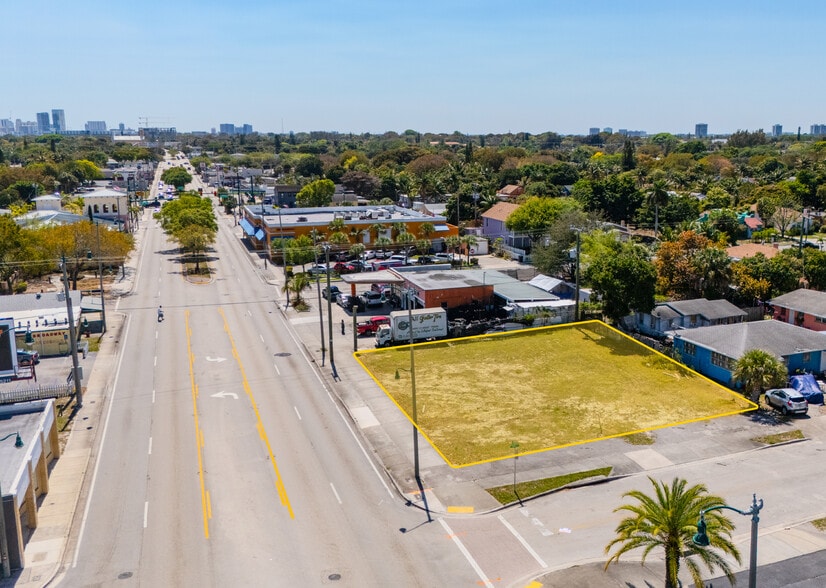 5179 Broadway, West Palm Beach, FL for sale - Building Photo - Image 3 of 20