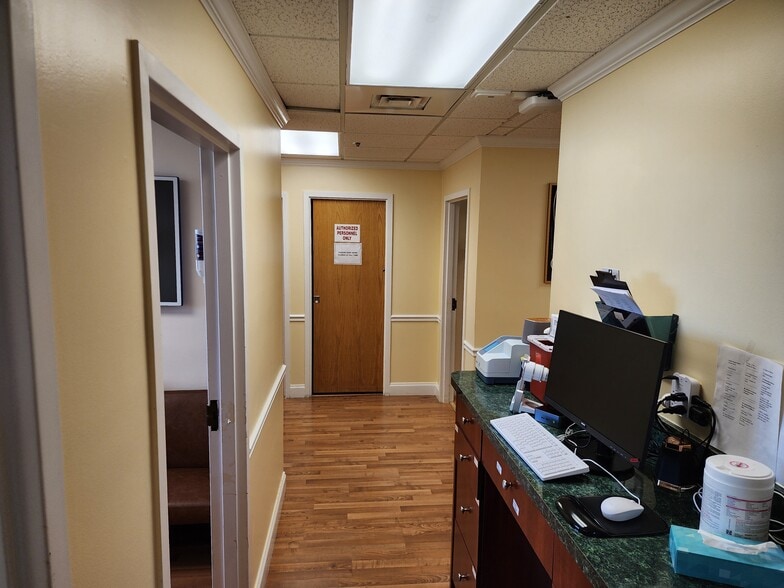 1700 SE Hillmoor Dr, Port Saint Lucie, FL for sale - Building Photo - Image 3 of 15