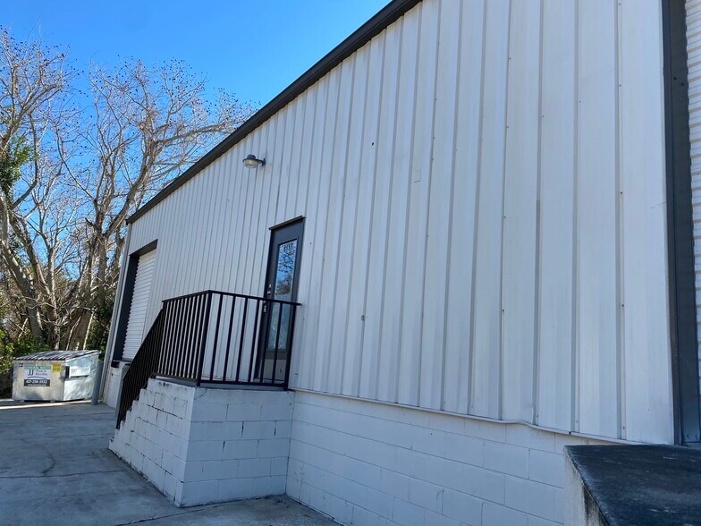 735 Industry Rd, Longwood, FL à louer - Photo du bâtiment - Image 1 de 7