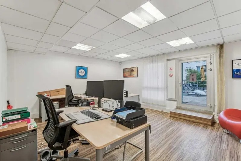 18 Rue Trézel, Levallois-Perret à louer - Photo intérieure - Image 2 de 12