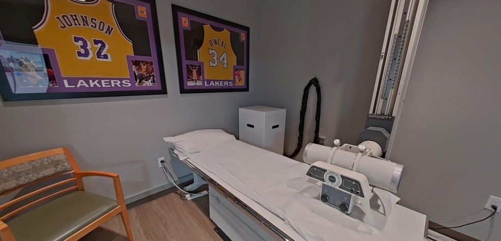 6345 E Baywood Ave, Mesa, AZ à louer - Photo du bâtiment - Image 2 de 10