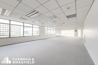 3 Rue Saarinen, Rungis for lease Interior Photo- Image 2 of 3