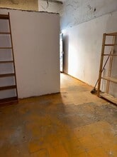 Camino de las Cruces, 27, Madrid, Madrid for lease Interior Photo- Image 2 of 7