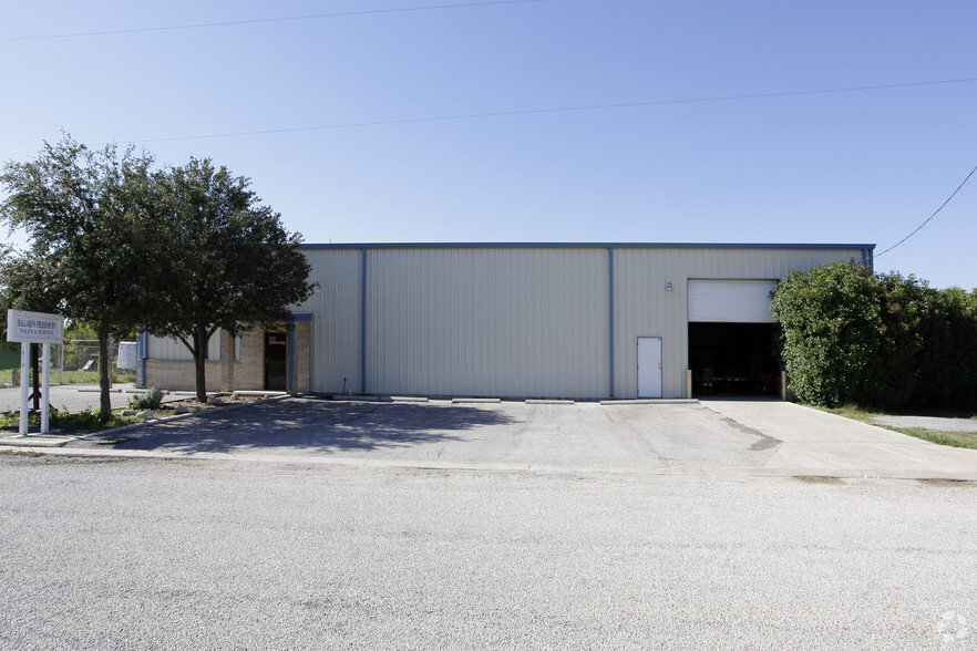 16719 Pawlin Dr, Selma, TX for lease - Building Photo - Image 1 of 8