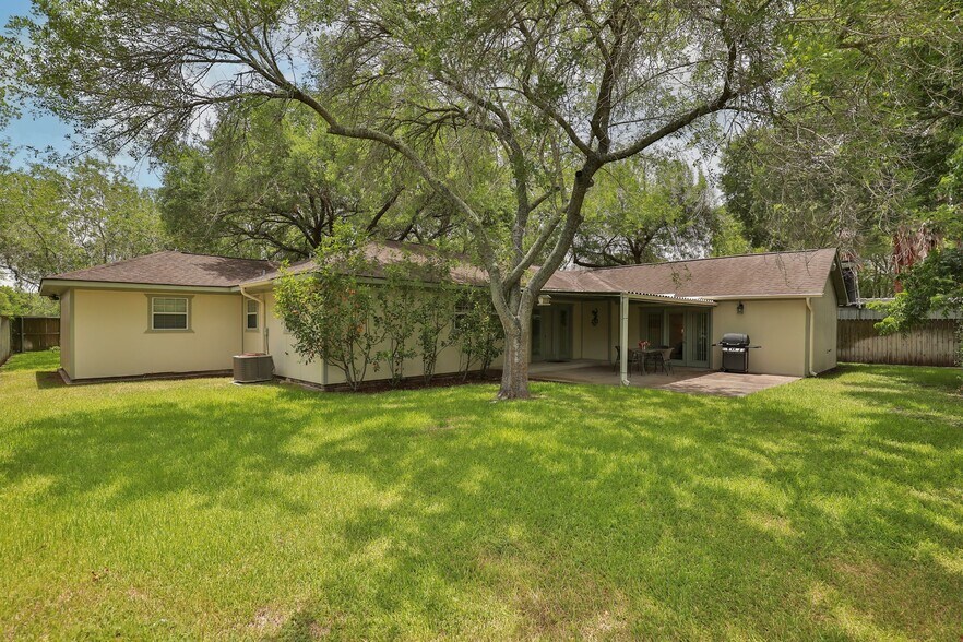 11616 Old Main Street Loop Rd, Houston, TX for sale - Building Photo - Image 2 of 7