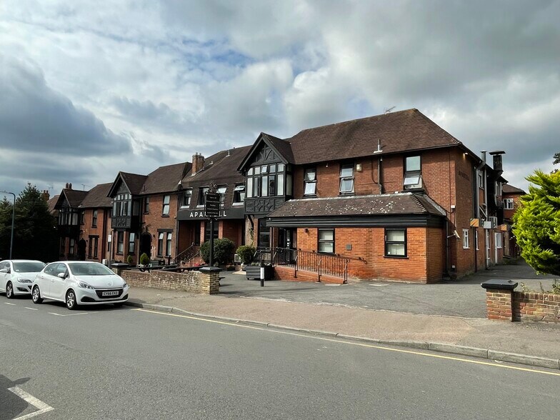 4-8 St. Michaels Rd, Maidstone à vendre - Photo du bâtiment - Image 1 de 15