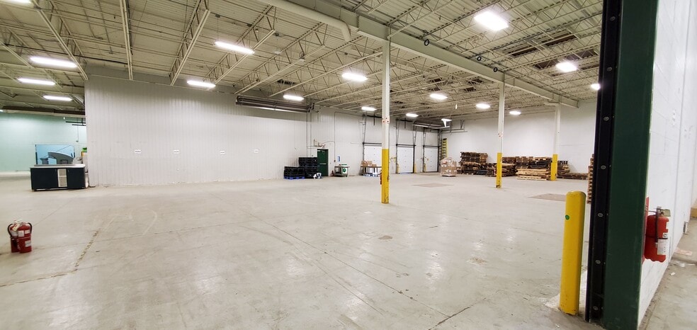 2695 Av Dollard, Montréal, QC à louer - Photo intérieure - Image 3 de 20