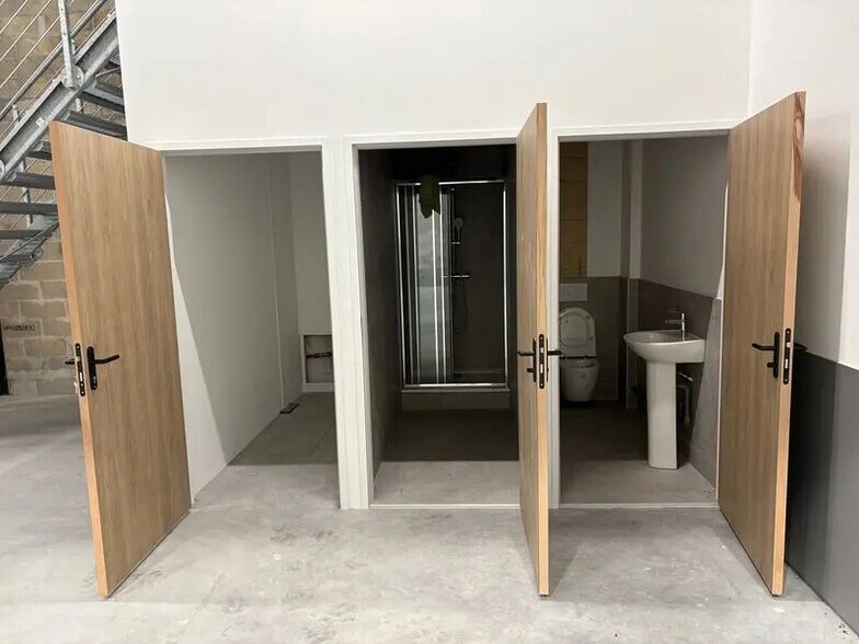 Bureau dans Serris à louer - Photo du bâtiment - Image 3 de 18