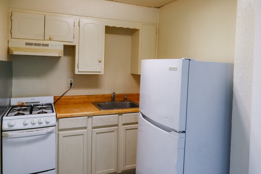 926 W Walnut St, Allentown, PA à vendre - Photo du bâtiment - Image 2 de 6