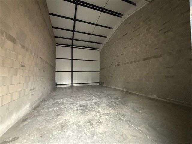 Flex in Montagnat for sale - Interior Photo - Image 3 of 8