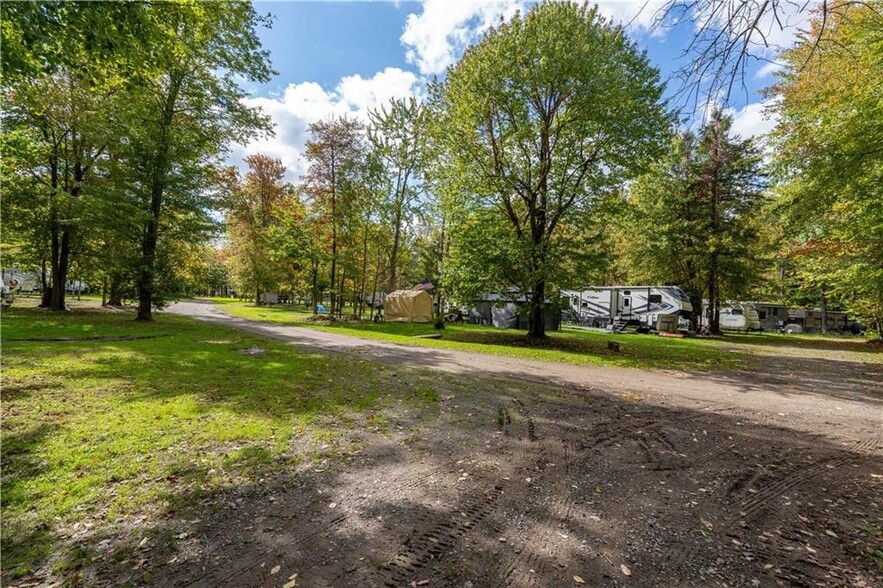 9645 Catchpole Rd, North Rose, NY for sale - Building Photo - Image 2 of 30