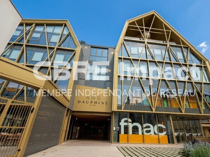 Centre Dauphine, Dijon for lease Building Photo- Image 1 of 6