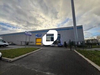 Plus de détails pour Bureau, Local d'activités à louer