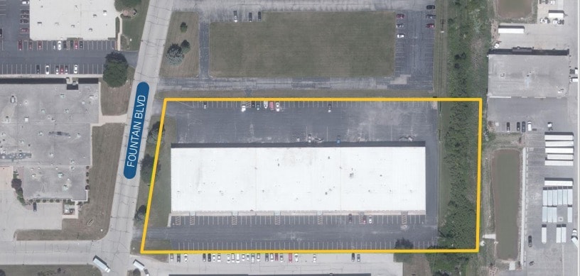 W141N9294-W141N9316 Fountain Blvd, Menomonee Falls, WI for lease - Aerial - Image 2 of 6