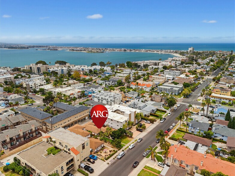 1449 Oliver Ave, San Diego, CA à vendre - Aérien - Image 2 de 19