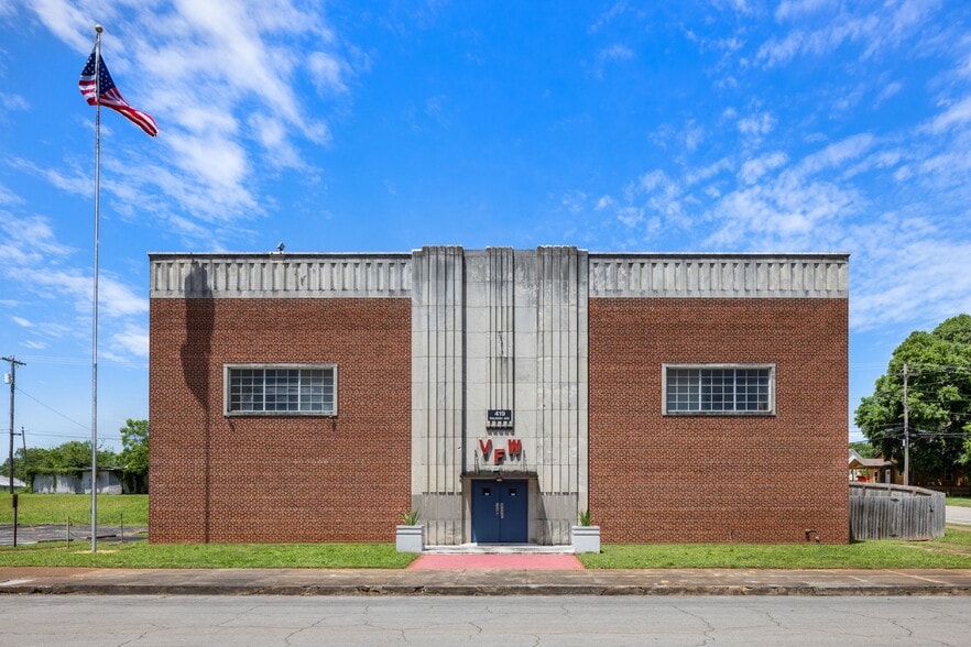 419 N Raleigh Ave, Sheffield, AL for sale - Primary Photo - Image 1 of 25