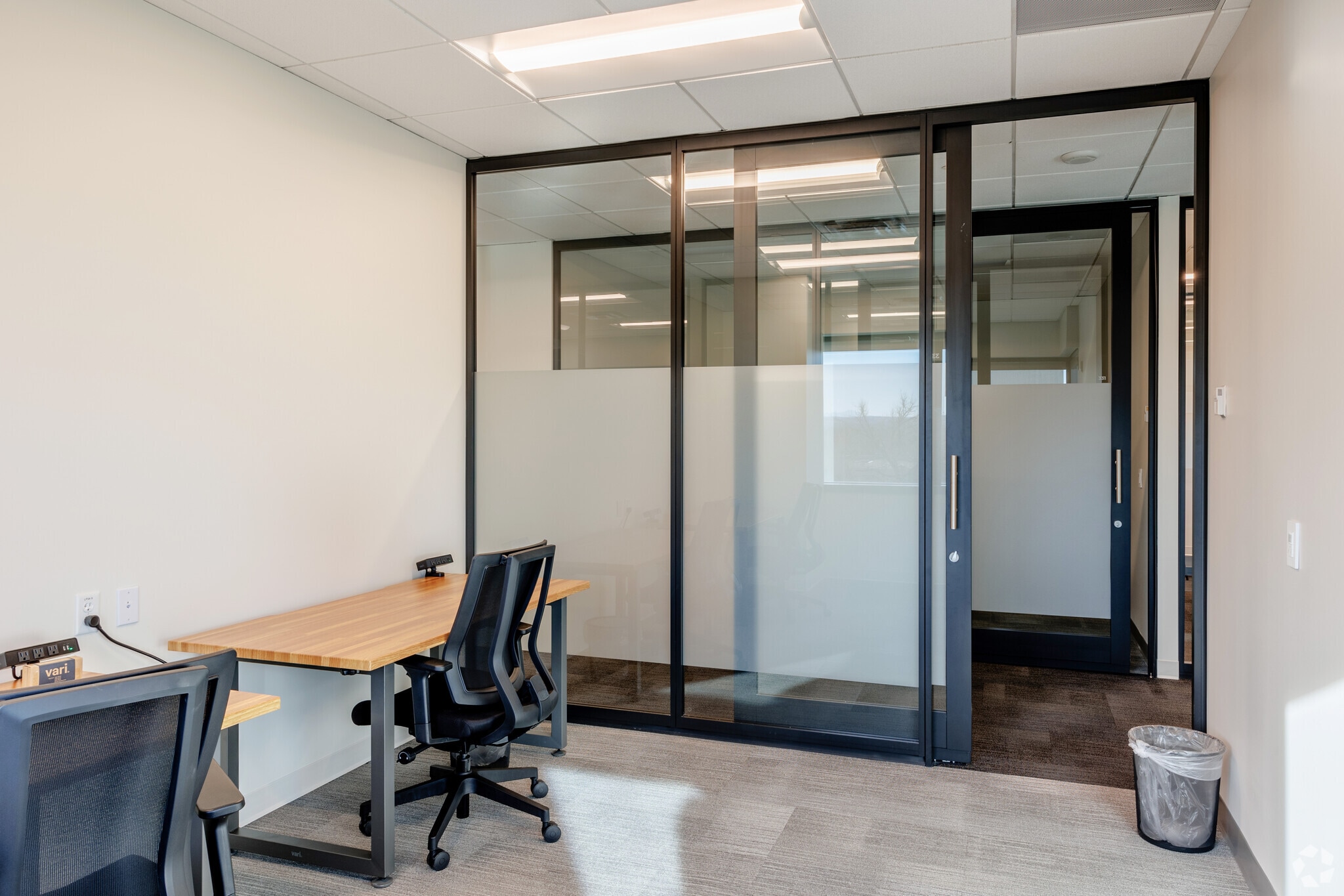 6400 S Fiddlers Green Cir, Greenwood Village, CO à louer Photo intérieure- Image 1 de 18