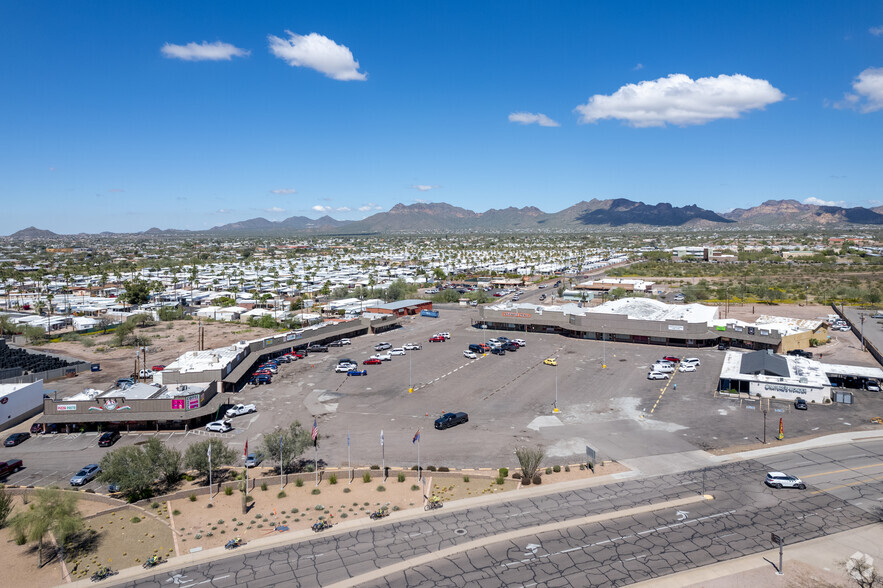 300-350 W Apache Trl, Apache Junction, AZ à louer - Photo du b timent - Image 1 de 9