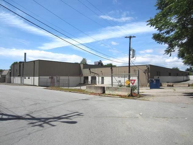 1 Weingeroff Blvd, Cranston, RI for lease Building Photo- Image 1 of 5