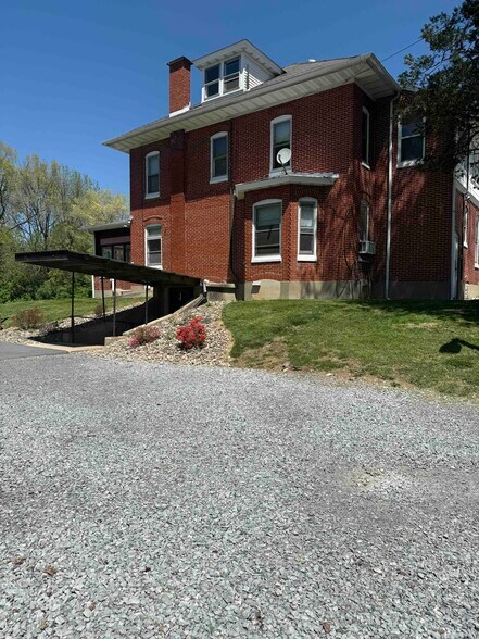 15250 Kutztown Rd, Kutztown, PA à vendre - Photo du bâtiment - Image 2 de 15