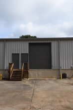 205-219 Fulton Ct, Peachtree City, GA for lease Building Photo- Image 2 of 6