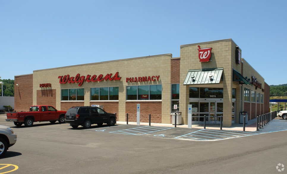 5870 Webster Rd, Summersville, WV for lease - Primary Photo - Image 1 of 2