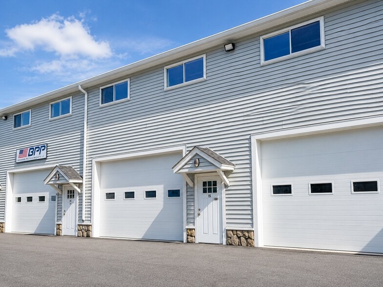 34 Route 125, Kingston, NH for lease - Building Photo - Image 2 of 16