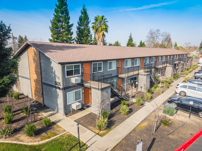 3831-3835 Annadale Ln, Sacramento, CA à vendre - Photo du bâtiment - Image 3 de 15