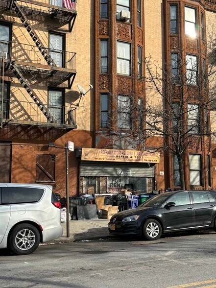 373 Prospect Ave, Brooklyn, NY à louer - Photo du bâtiment - Image 3 de 3