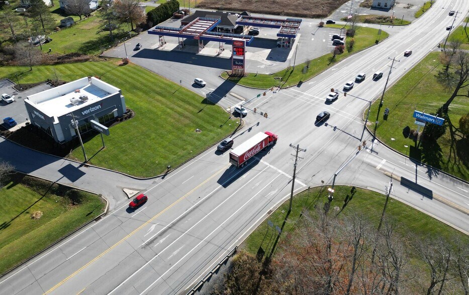 1098 Million Dollar Hwy, Saint Marys, PA for sale - Building Photo - Image 2 of 14