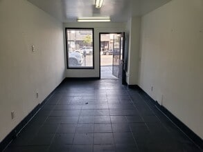 4317-4319 Crenshaw Blvd, Los Angeles, CA for lease Interior Photo- Image 2 of 3