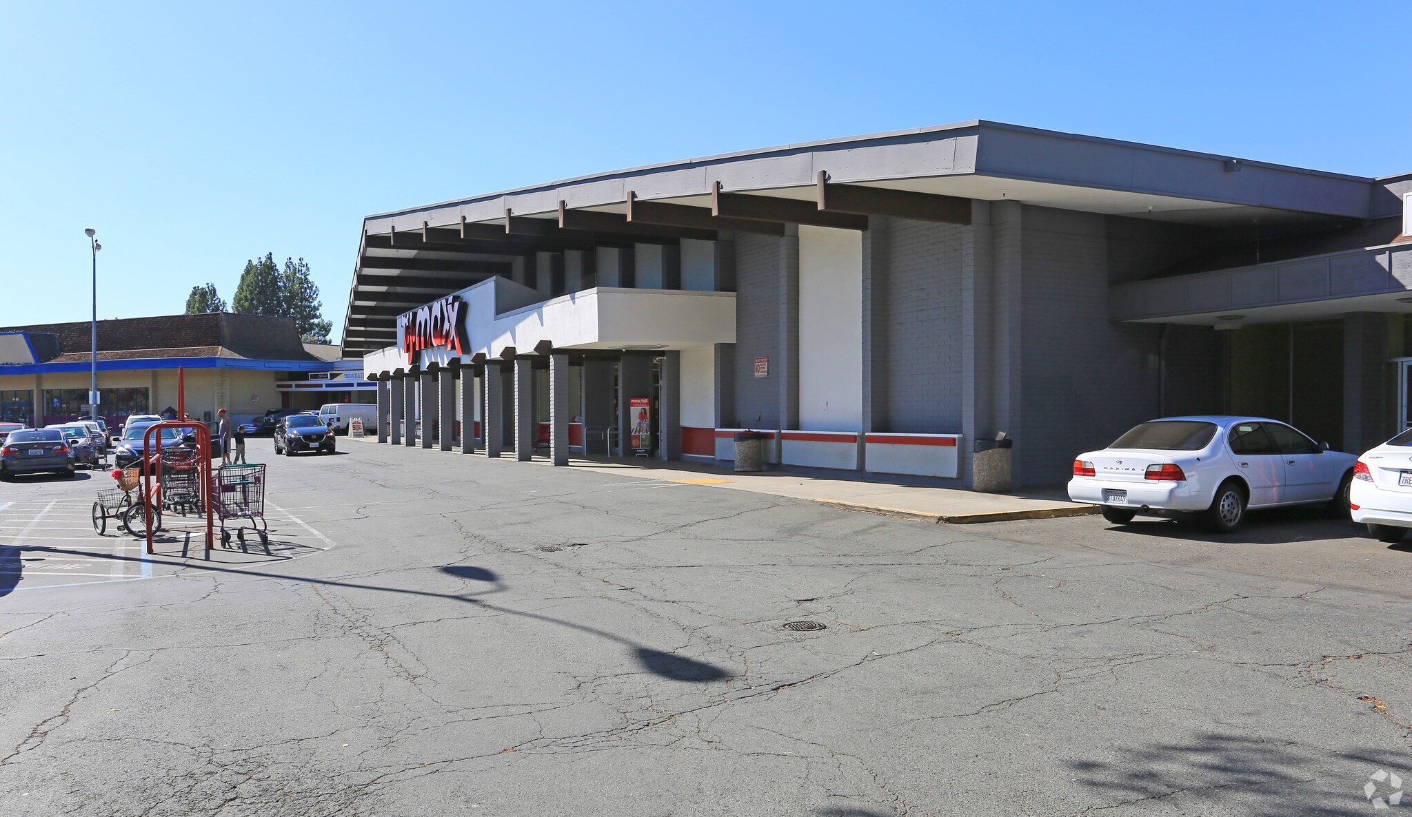 4663-4673 Clayton Rd, Concord, CA for lease Primary Photo- Image 1 of 12