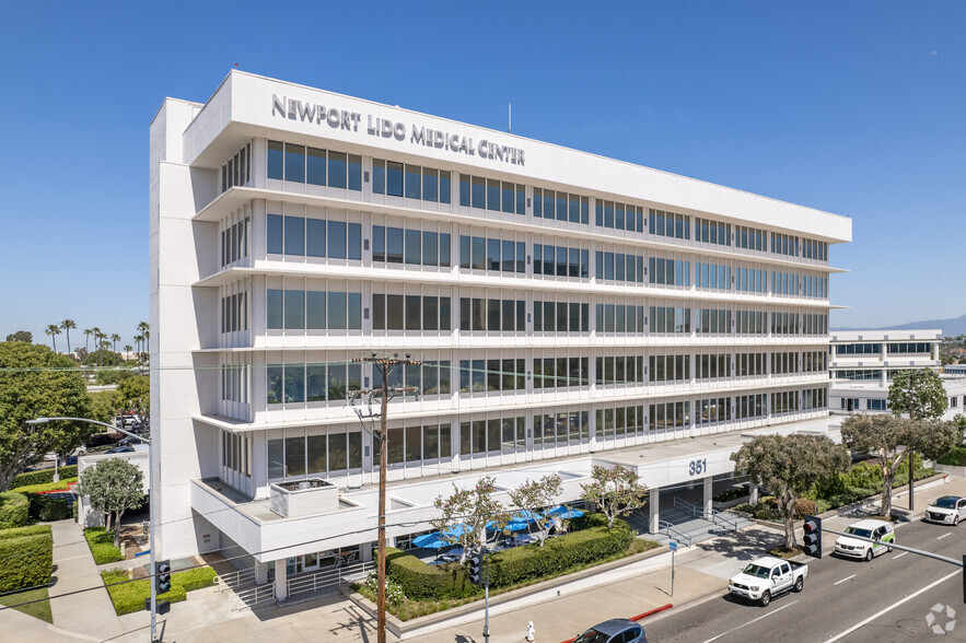 351 Hospital Rd, Newport Beach, CA for lease - Building Photo - Image 1 of 14