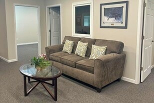 6363 Grover St, Omaha, NE for lease Interior Photo- Image 2 of 2