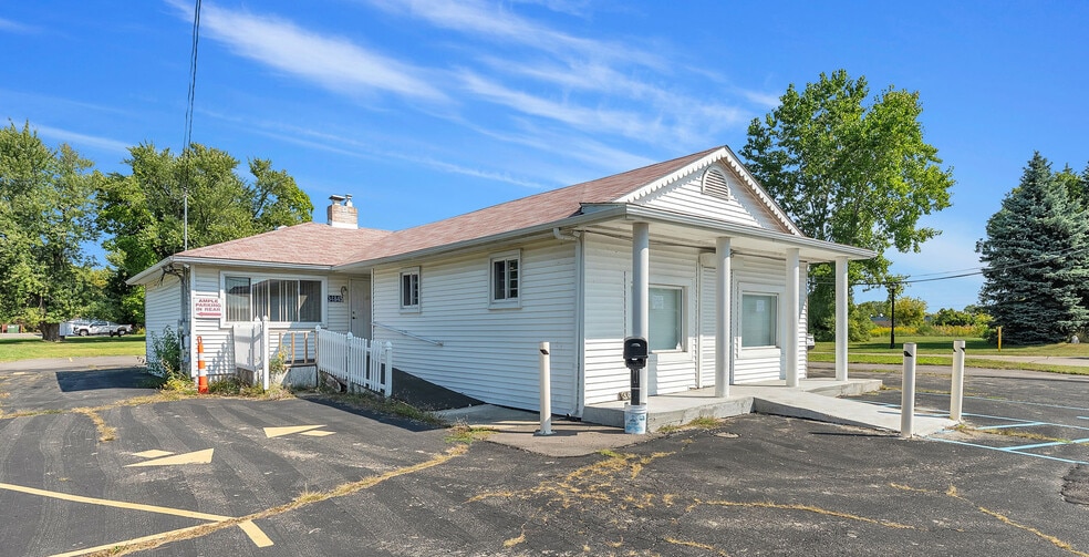 34845 23 Mile Rd, Chesterfield, MI à vendre - Photo principale - Image 1 de 7