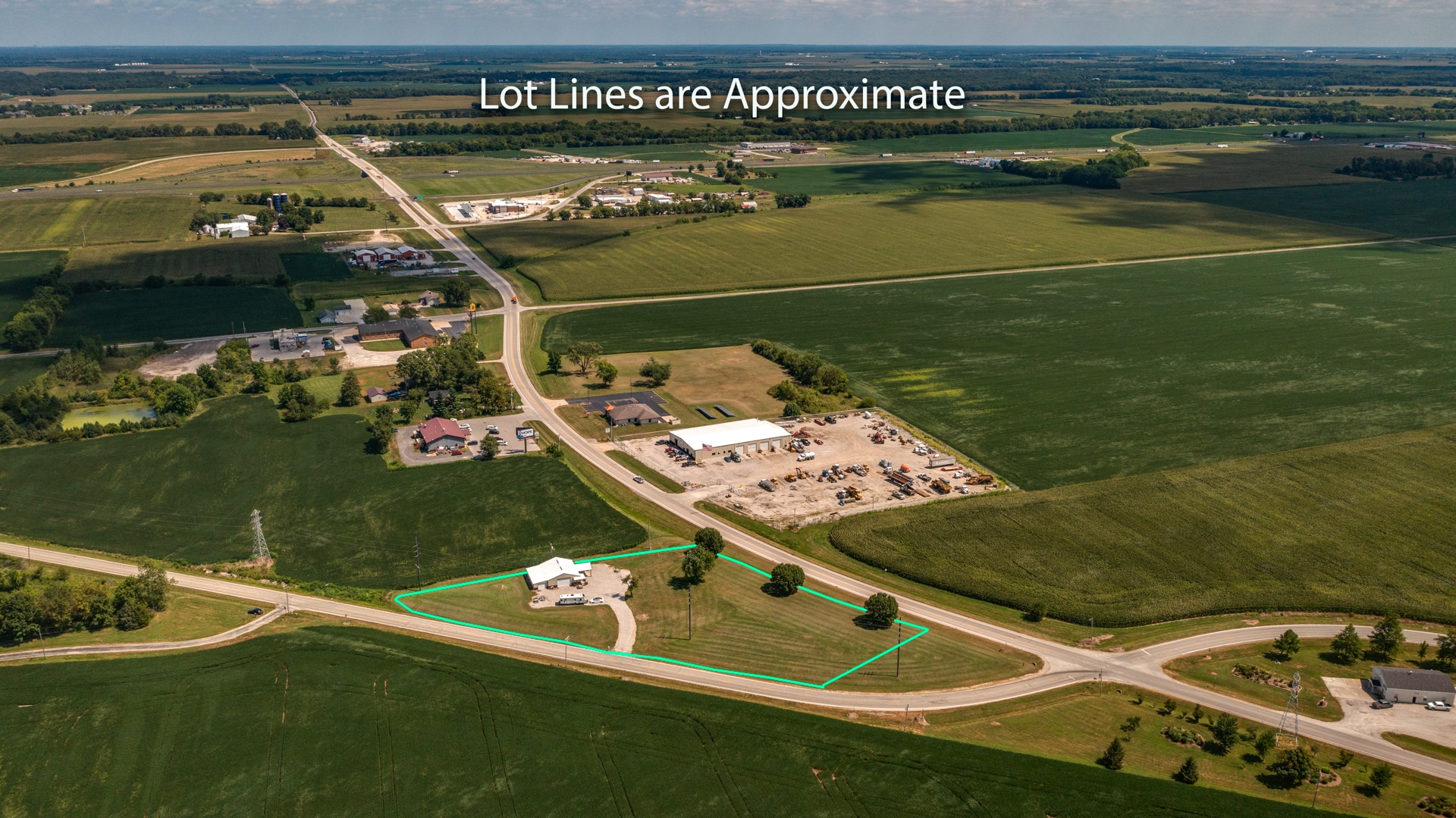 20447 Old Route 66 Hwy, Staunton, IL for sale Primary Photo- Image 1 of 20