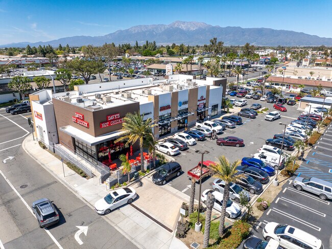 More details for 9885 Sierra Ave, Fontana, CA - Retail for Lease