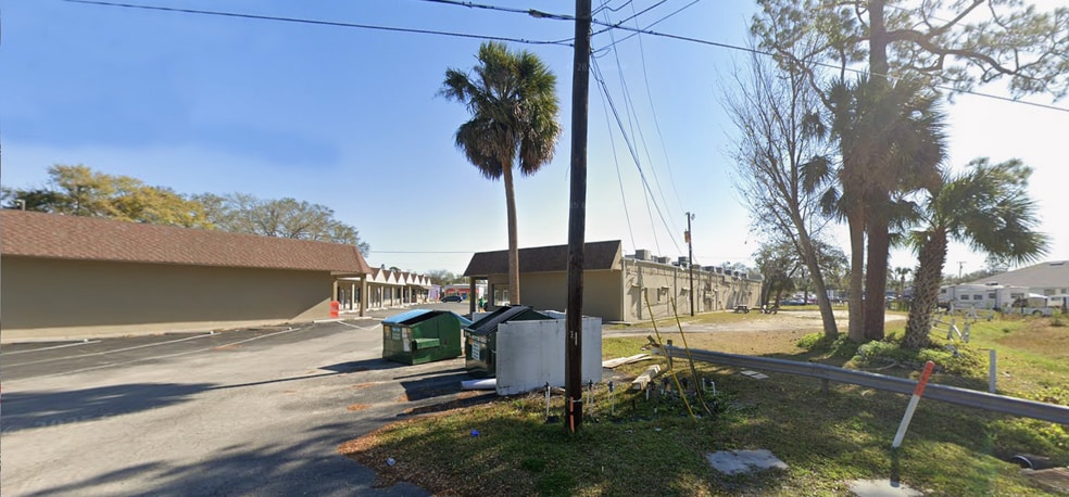 1700 Yonge St, Daytona Beach, FL à louer - Photo du bâtiment - Image 3 de 5