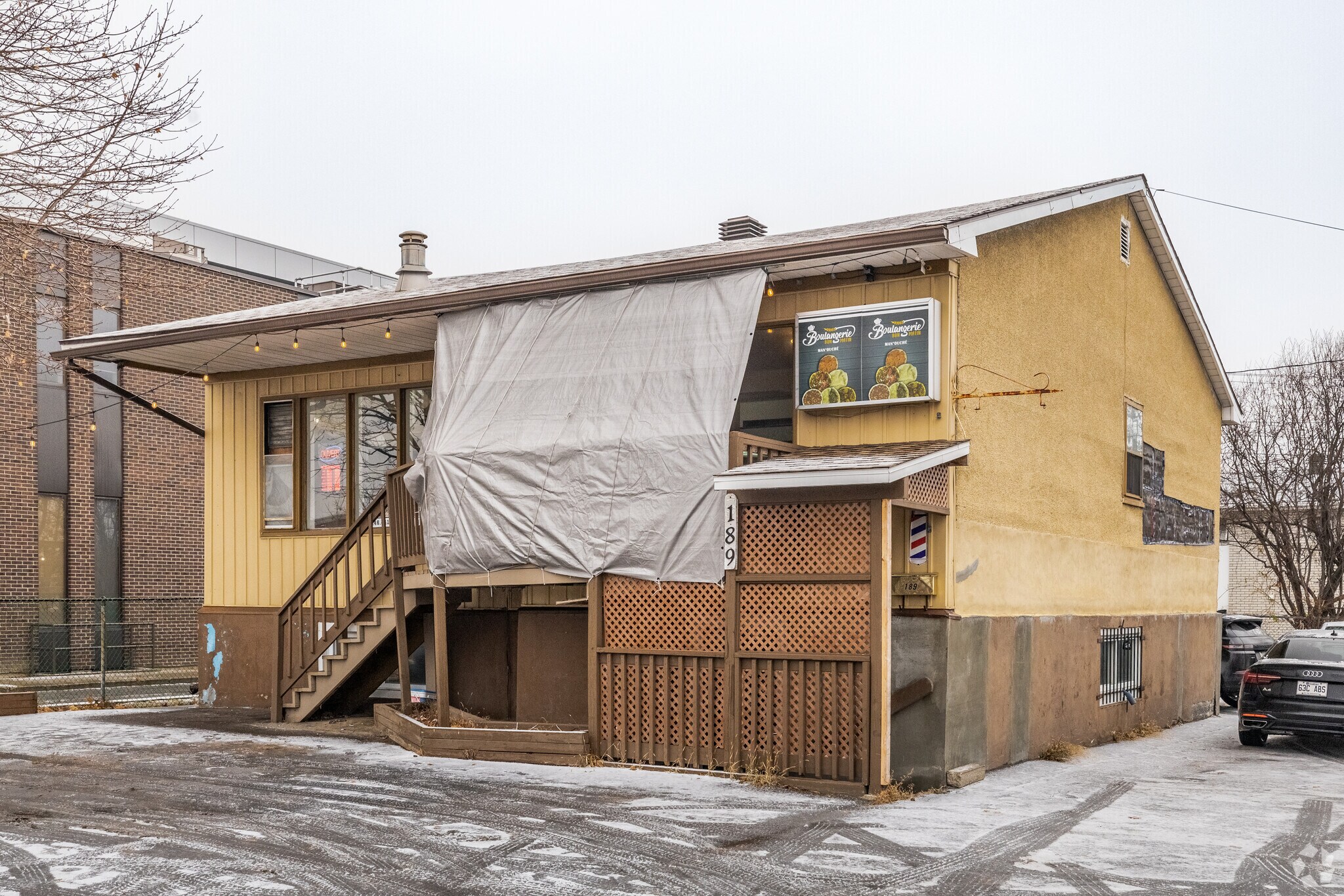 189 Boul Gréber, Gatineau, QC for lease Primary Photo- Image 1 of 3