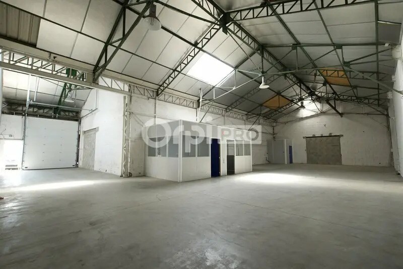 Flex in Vénissieux for lease Interior Photo- Image 1 of 5
