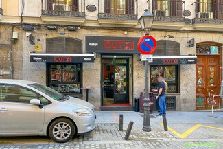 Plus de détails pour Multi-résidentiel à vendre