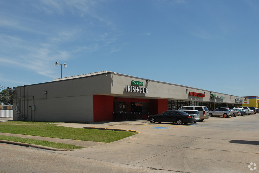 2305-2339 S Kirkwood Dr, Houston, TX for lease - Primary Photo - Image 1 of 1