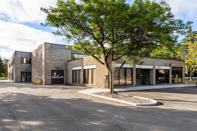 Plus de détails pour 155 Terence Matthews Cres, Ottawa, ON - Bureau à vendre