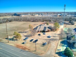 1220 S Santa Fe Ave, Edmond, OK - AERIAL  map view - Image1