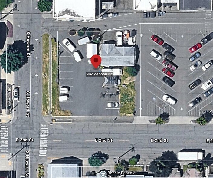 108 S Howard St, Newberg, OR à vendre - Photo principale - Image 1 de 2