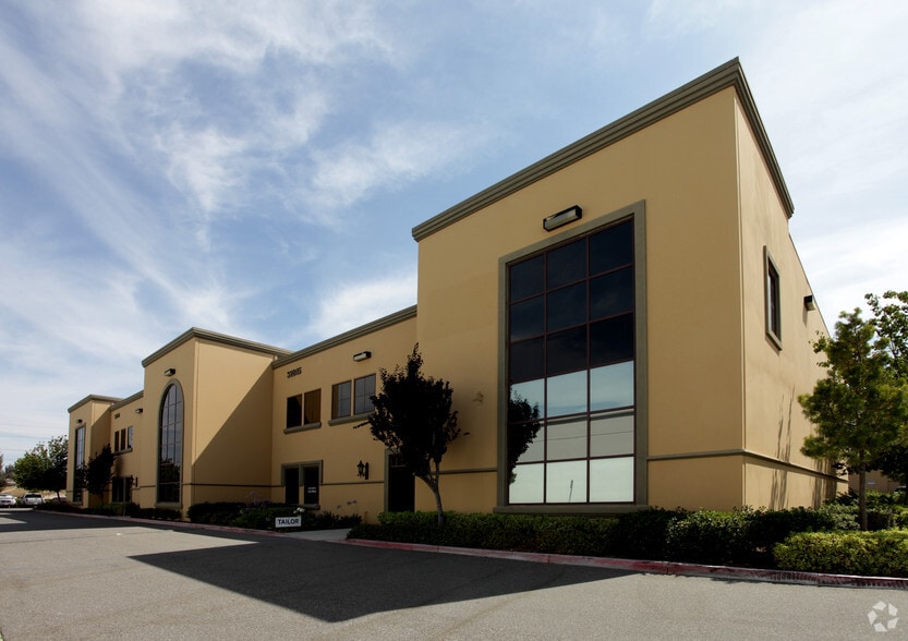 32819 Temecula Pky, Temecula, CA for lease - Building Photo - Image 3 of 4