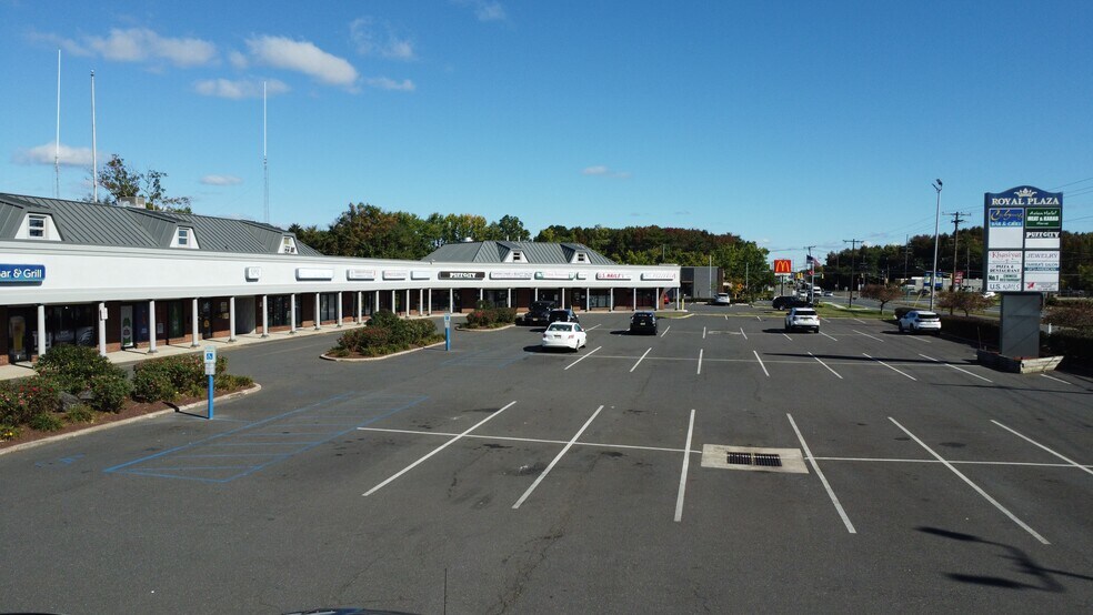 510 Route 130, East Windsor, NJ for lease - Building Photo - Image 3 of 13