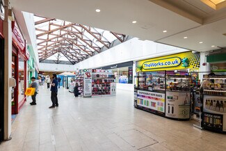 Plus de détails pour 77-84 New Rd, Gravesend - Commerce de détail à louer