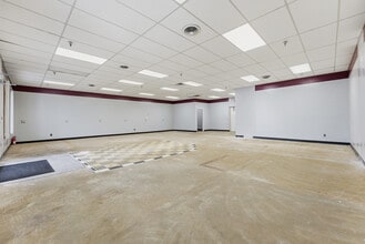 45-65 Southwick Rd, Westfield, MA à louer Photo intérieure- Image 2 de 8