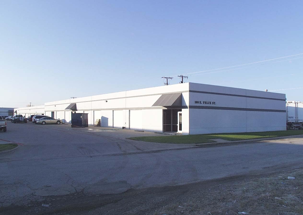 100 E Felix St, Fort Worth, TX for lease Primary Photo- Image 1 of 11